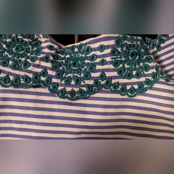 J Crew woman's button down - Picture 4 of 5